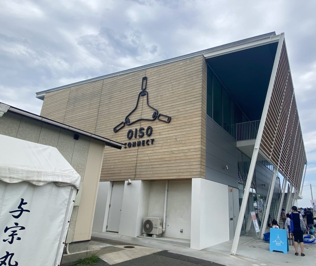 大磯 グルメレポ Oiso Connect Cafe オオイソ コネクトカフェ シーサイドの最高ロケーションで地元食材を使ったフード 見目麗しきパンケーキを 湘南人