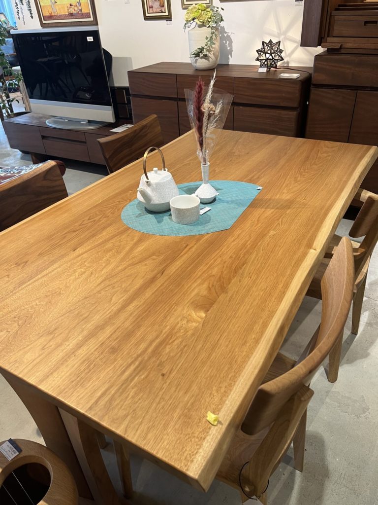 藤沢 ショップレポ】葉山家具 湘南T-SITE店-洗練された上質な木製家具