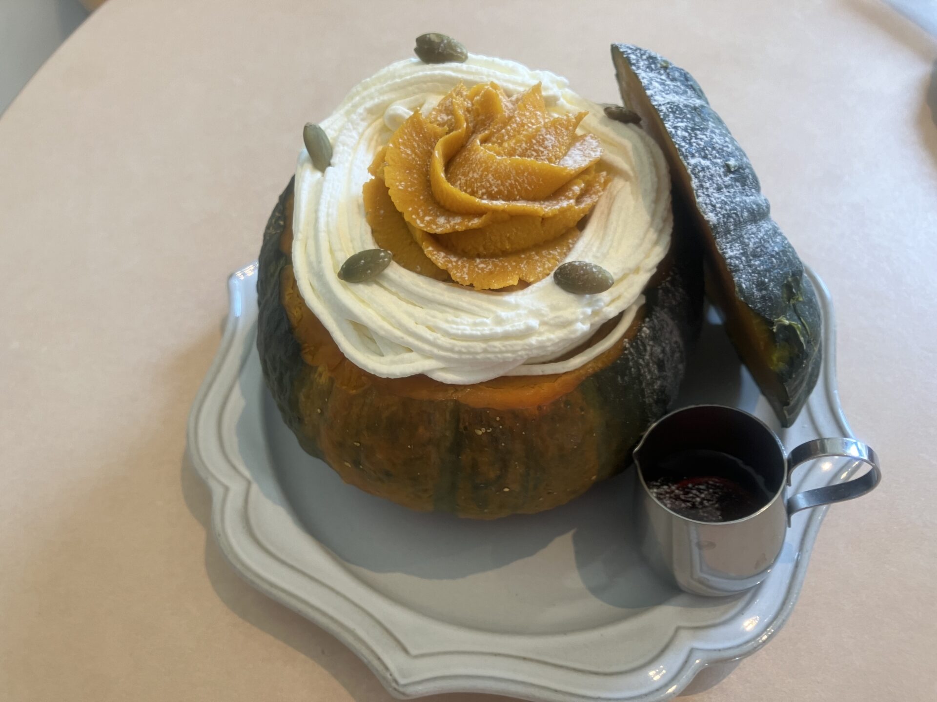 【茅ヶ崎 グルメレポ】CAFE POE - 目にも楽しい！旬の果物や野菜を惜しみなく使ったスイーツ